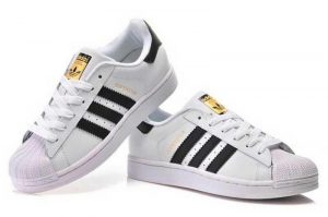 SCARPE PER UOMO BASSE ADIDAS SUPERSTAR - SNEAKERS UOMO