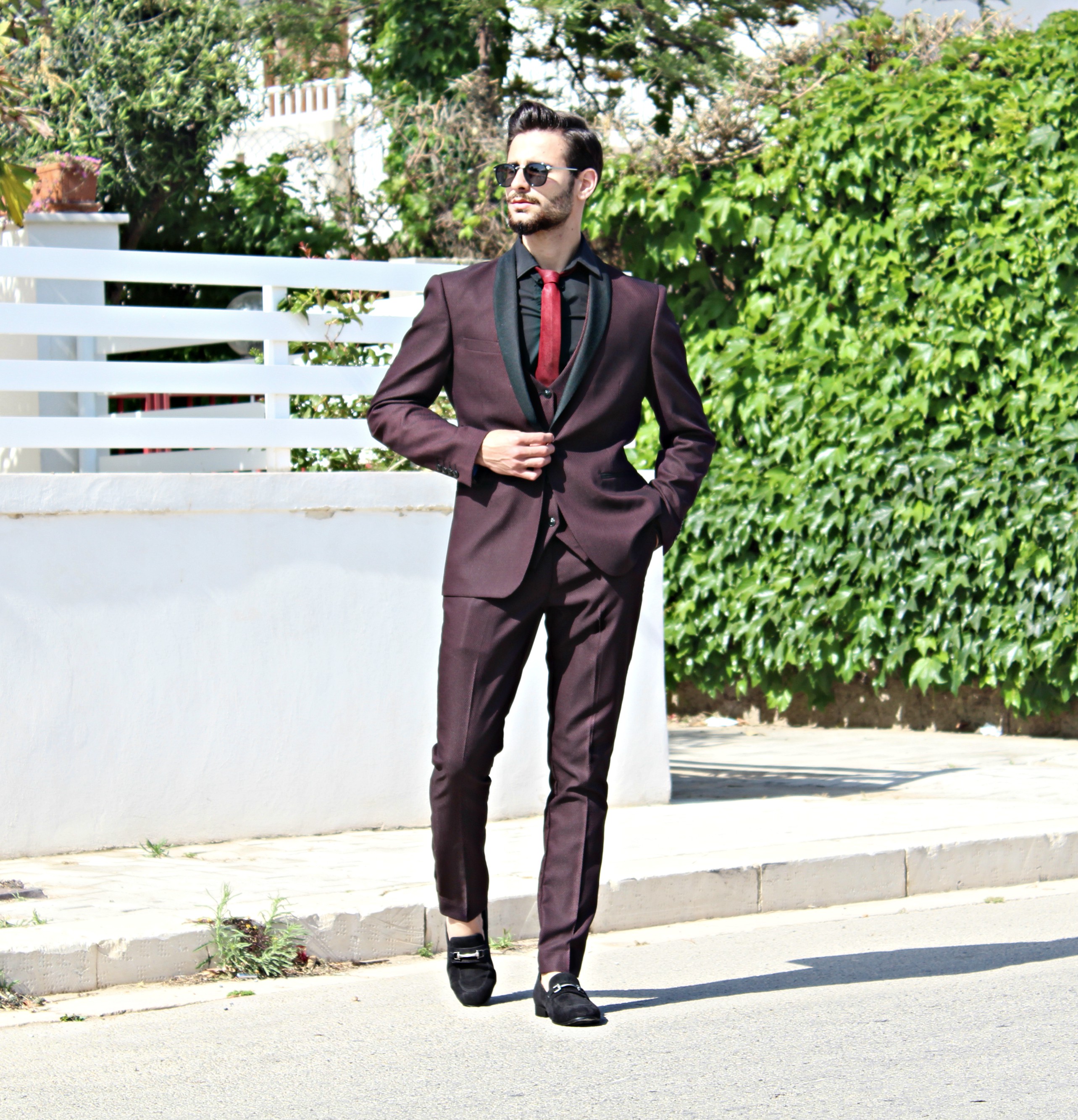 CORRADO FIRERA, OUTFITS, SMART STYLE, FASHION, WINE SUIT, MARC DARCY