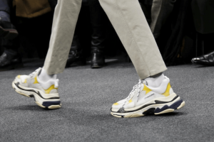 sneakers grosse uomo, balenciaga, tendenze scarpe uomo inverno 2019