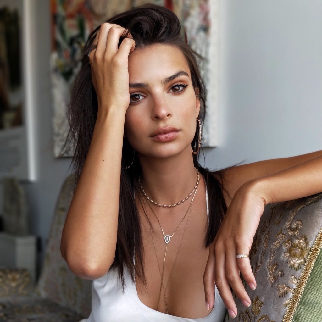 Emily Ratajkowski