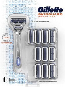 Gillette SkinGuard Sensitive Rasoio Pelli Sensibili Uomo + 11 Lamette di Ricambio, lamette da barba