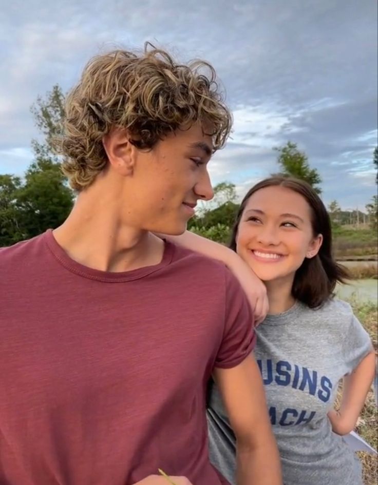 Gavin Casalegno and Lola Tung